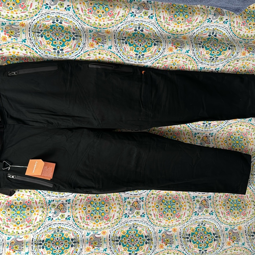 NWT Wondery Lydia Outdoor Pant XL. Well made with loads of pockets!
